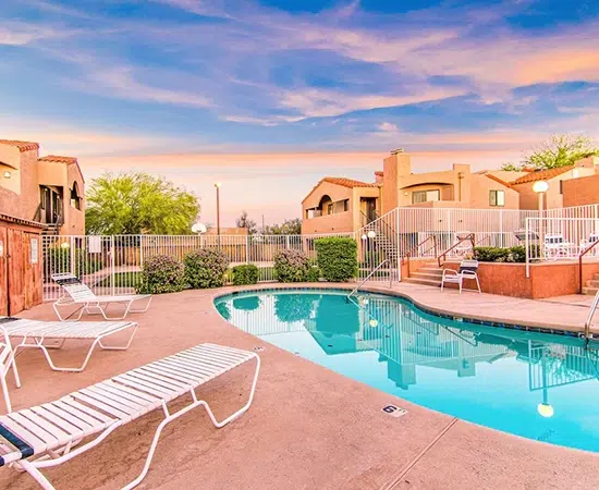 1BD condo for rent near UMC & UofA​